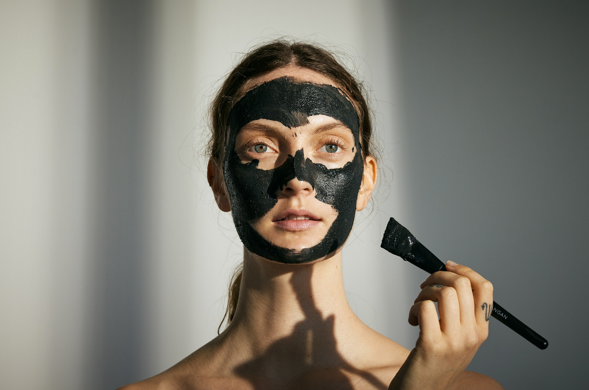 ANGAN - Black Lava Face Mask (30g)