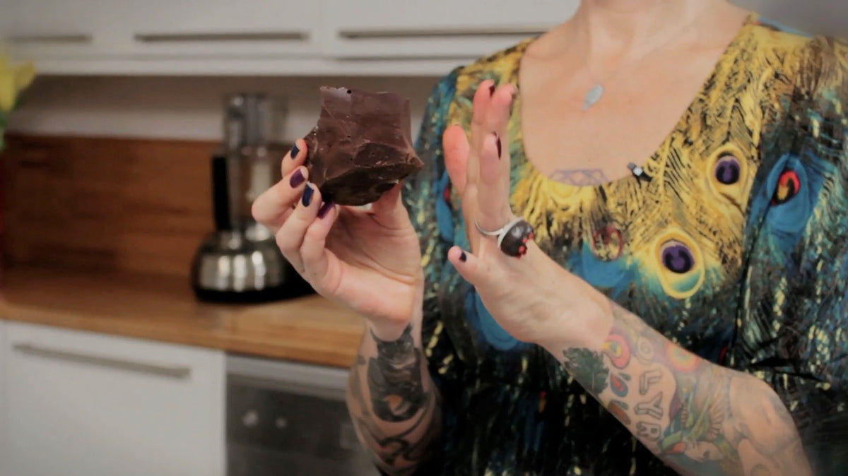 Kate Magic | Raw Chocolate Magic Video | Raw Living | Events | Learn how to make Raw Chocolate Magic with Kate Magic! The video is accompanied by a PDF, which also includes the yummy chocolate recipe that Kate demonstrates.