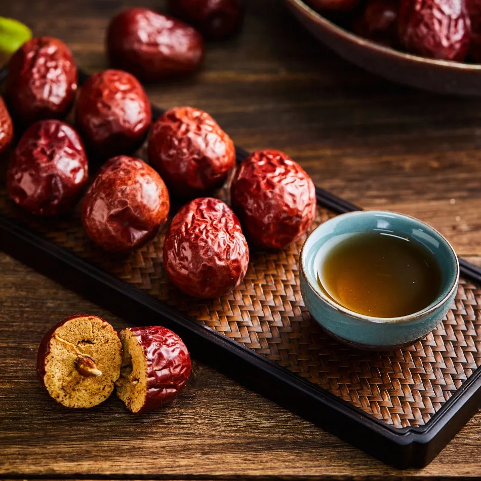Red Jujube Dates with Pits