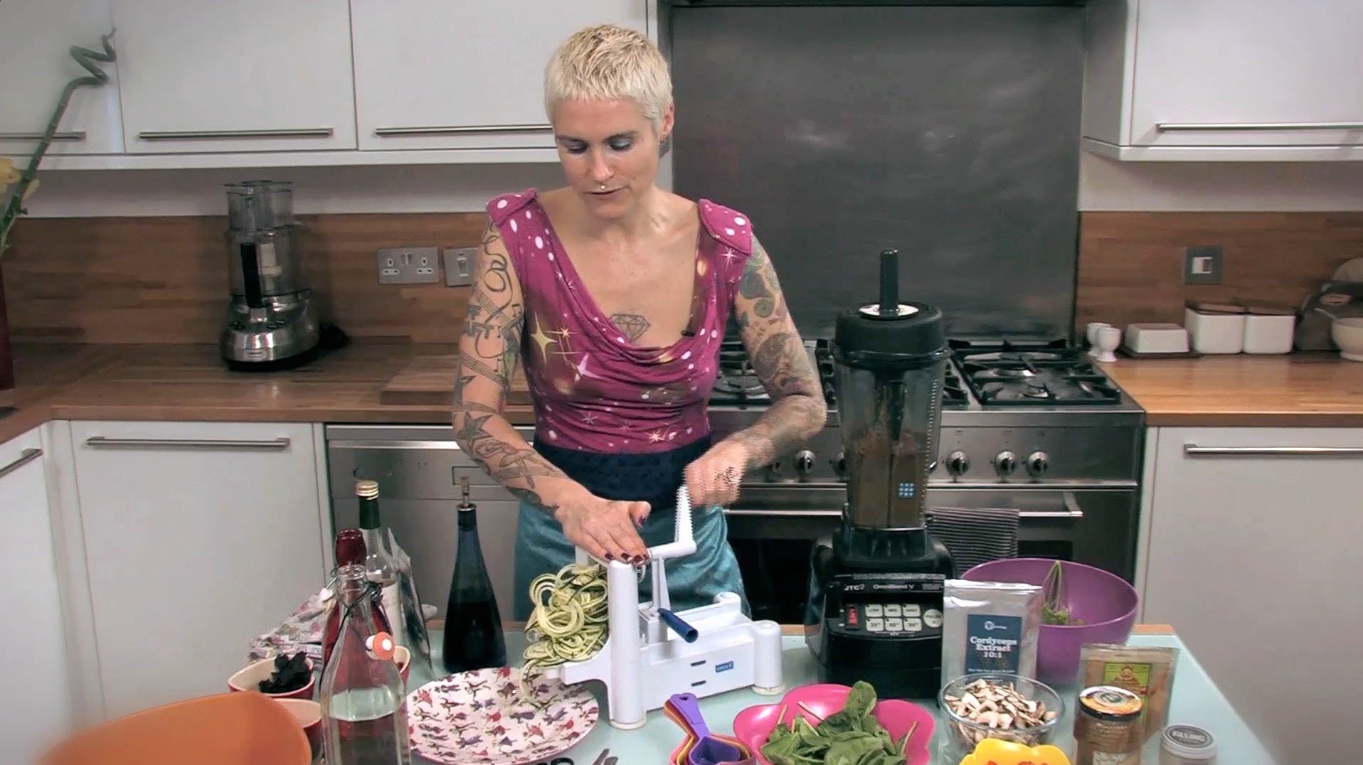 Kate Magic | Encouraging Kids into Healthy Eating Habits Video | Raw Living UK | Events | In this video, Kate Magic (Raw Vegan Food Chef & Expert) discusses strategies for introducing more raw and healthy foods into our children’s diets.