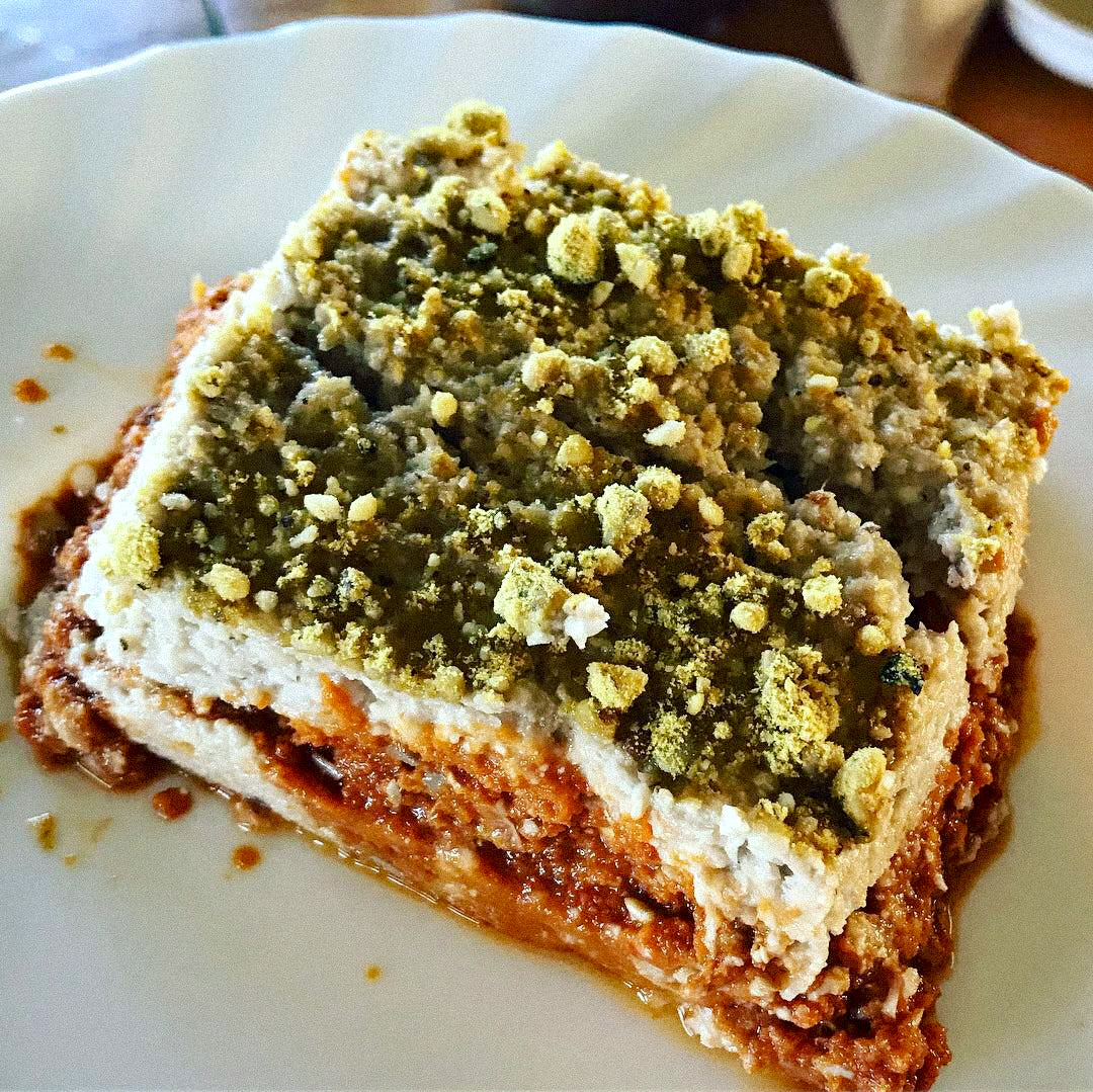 The Magic Kitchen (Print Edition)