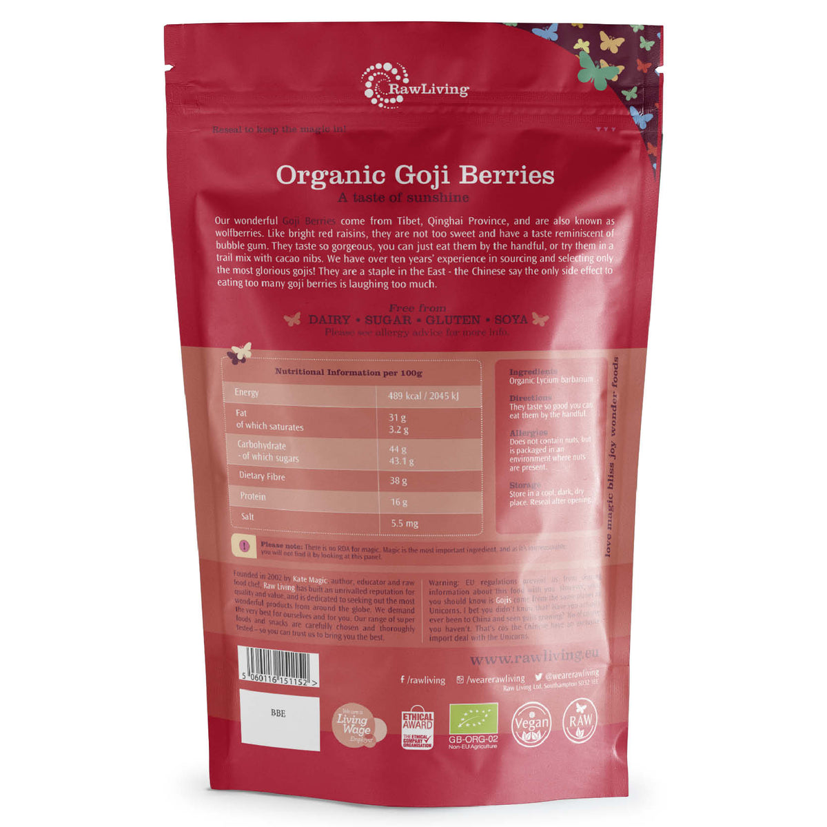 Organic Goji Berries | Raw Living UK | Super Foods | Raw Foods &amp; Fruits | Raw Living Organic Goji Berries are a nutritious Super Food. Believed to increase &quot;chi&quot; (life-force), in those who eat them, Gojis are high in Anti-Oxidants.