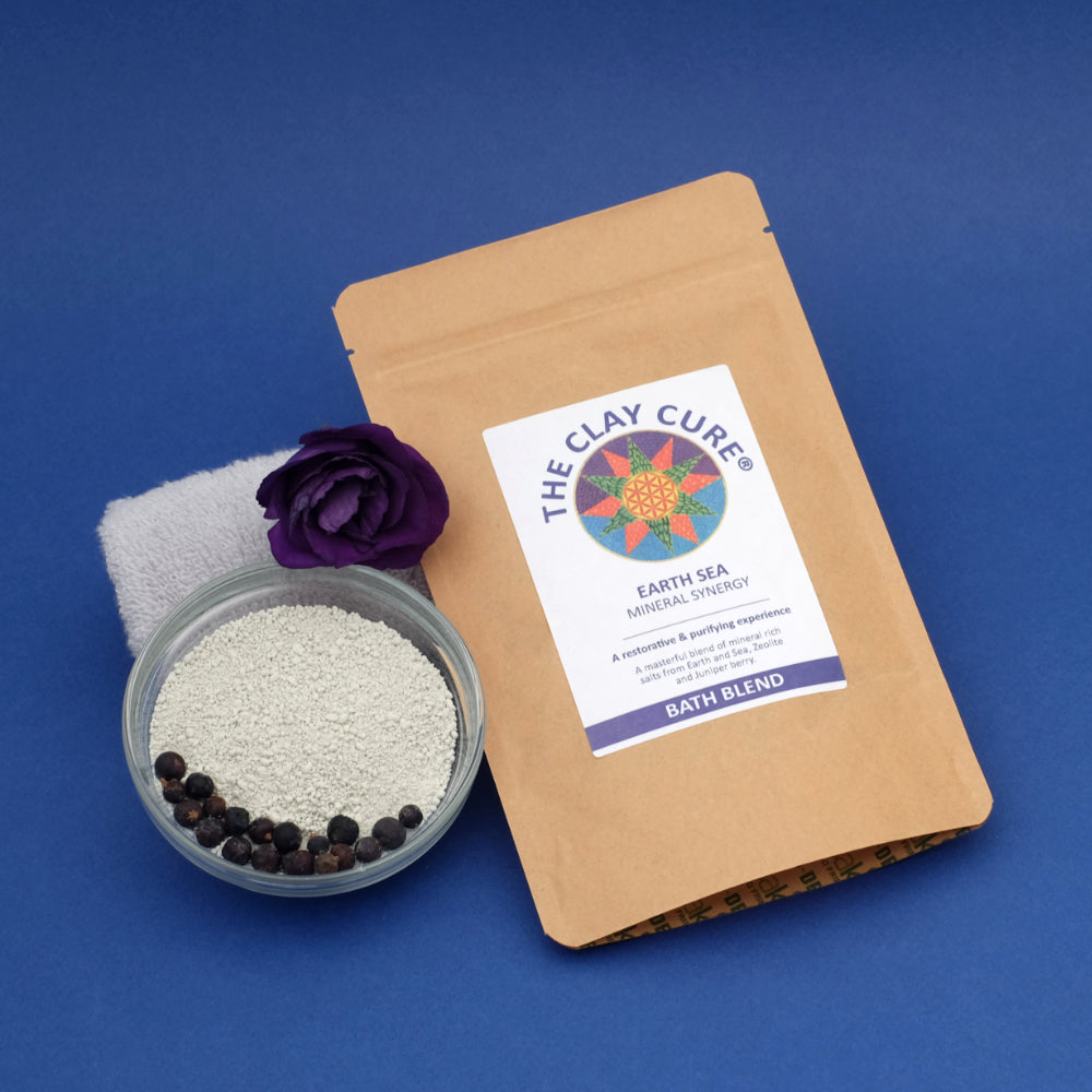 Earth Sea Bath Blend (250g) | The Clay Cure | Raw Living UK | The Clay Cure Earth Sea Blend is a blend of salts from the Sea and Earth, combined with the detoxifying properties of Zeolite, and the aroma of Juniper Oil.