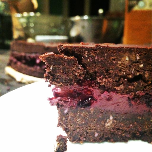 Kate Magic | Making the Legendary Quantum Cake Video | Raw Living UK | Events | In this video, Kate Magic (Raw Vegan Chef) demonstrates how to make 'The Quantum Cake' - a Raw Chocolate Cake loaded with Super Foods. Recipe included.