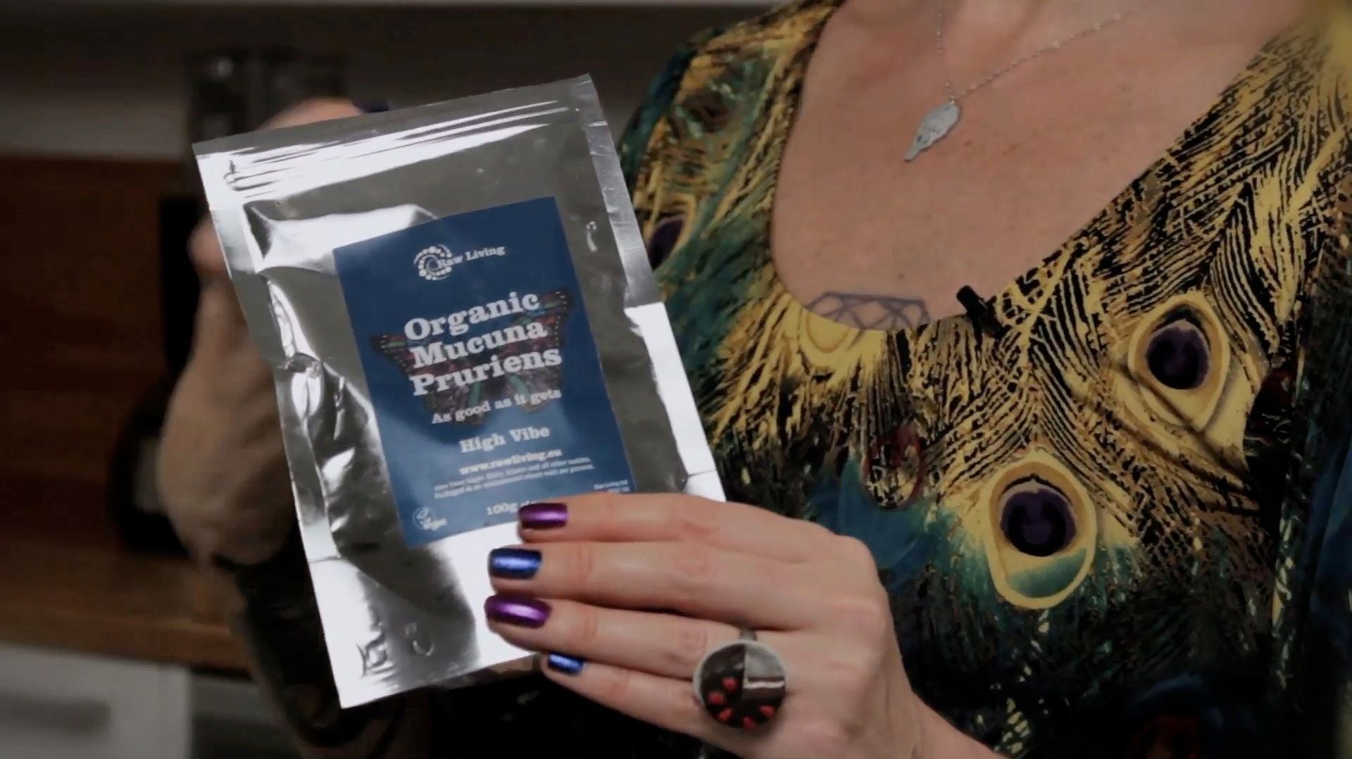 Kate Magic | Raw Chocolate Magic Video | Raw Living | Events | Learn how to make Raw Chocolate Magic with Kate Magic! The video is accompanied by a PDF, which also includes the yummy chocolate recipe that Kate demonstrates.